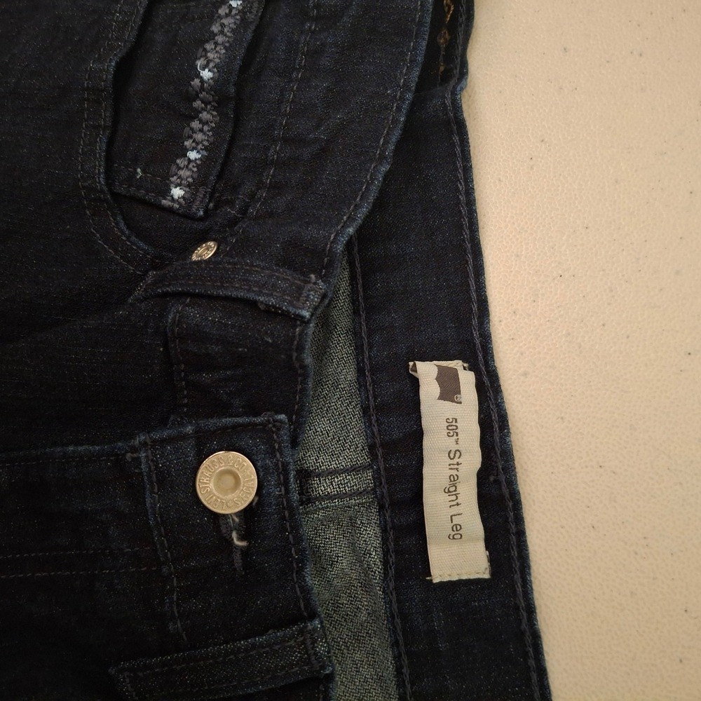 Levi's 505 Straight Leg Jeans Dark Wash Embellished Pockets Women's‎ 8S - Picture 5 of 11